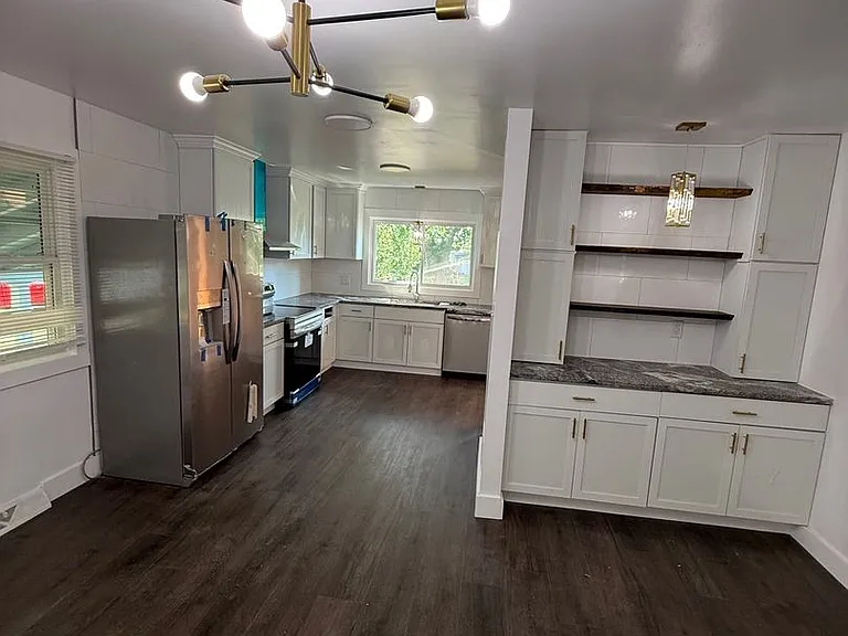 135 Grandview Ave — Photo 19