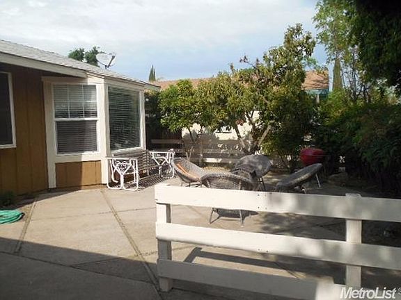 4th image of 1194 Johnson Ave