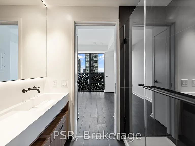 55 Charles St E #3101 — Photo 17