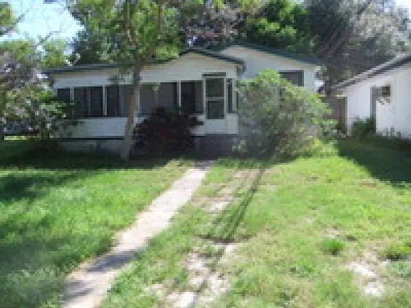 403 S Hillcrest Ave, Clearwater, FL 33755