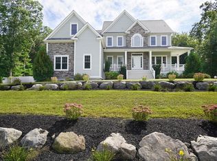 17 Coach Rd, Plainville, MA 02762