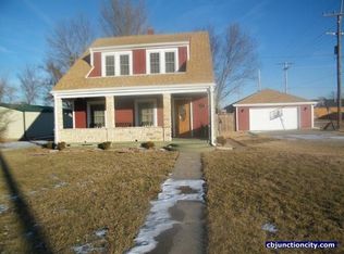 622 Glick Ave, Chapman, KS 67431