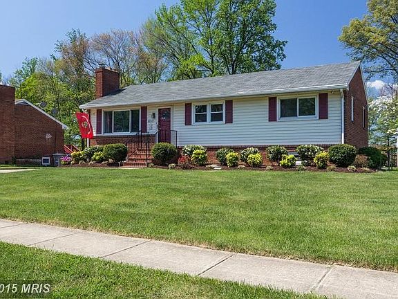 4th image of 6212 Edison Dr