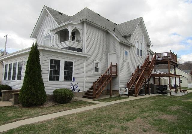 1st image of 130 S River Park Dr