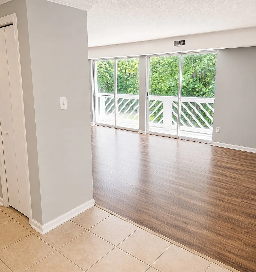 2 bed, 952 sqft, $1,450 — Photo 2