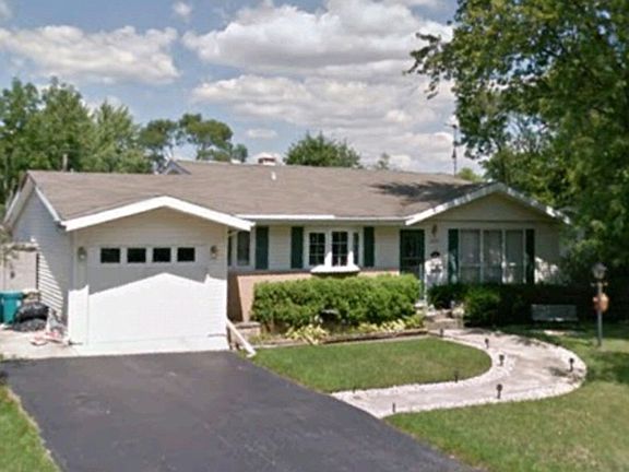 2nd image of 2650 Forest Glen Pkwy