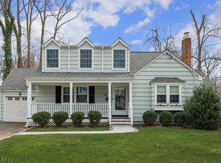 2416 Allwood Rd, Scotch Plains, NJ 07076