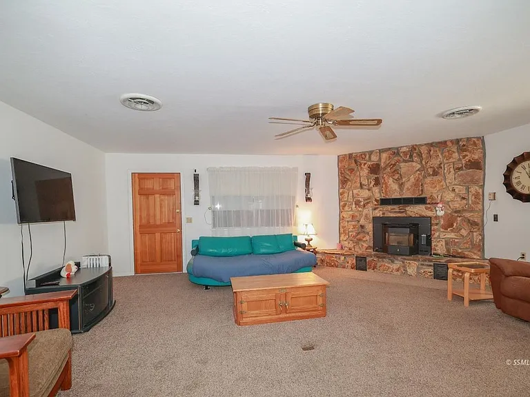 8212 Rocky Hill Rd — Photo 17