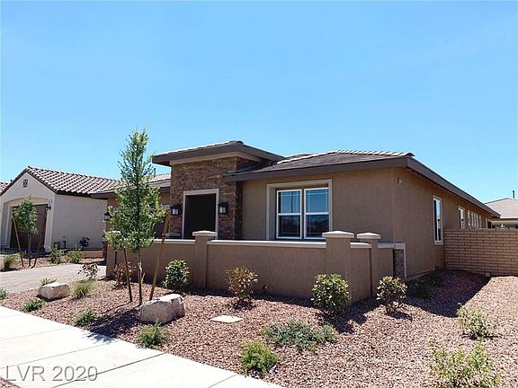 3rd image of 613 Cadence Vista Dr