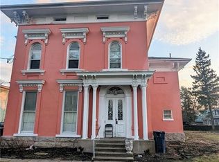 185 High St, Lockport, NY 14094