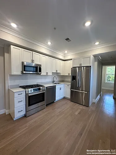 47 Englewood Ave #8 Photo 1