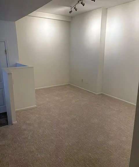 329 Belt Ave #2 — Photo 4
