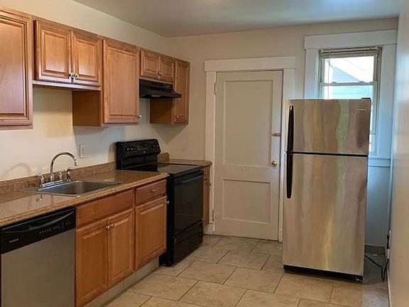 4th image of 725 Washington Ave #7273445