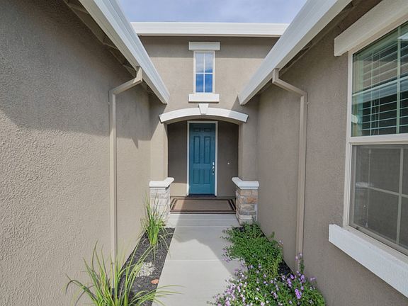 4th image of 1342 High Noon Dr