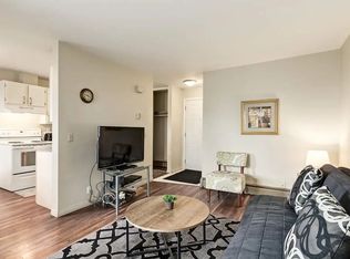 1816 16a St SW #106, Calgary, AB T2T5S2