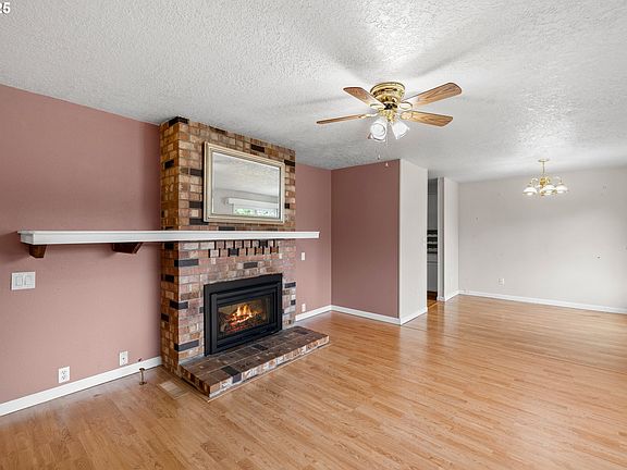 3rd image of 2521 SE Clark Ct