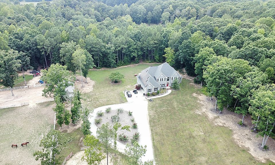 1st image of 267 Tumbling Brook Ln