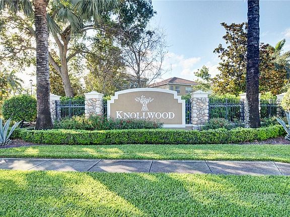 2nd image of 4367 Pomelo Boulevard
