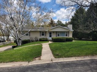 1213 Arndt St, Fort Atkinson, WI 53538