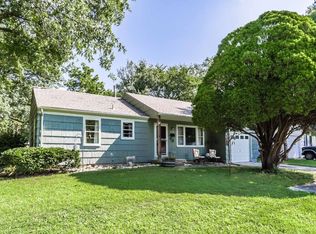 6106 W 75th St, Overland Park, KS 66204