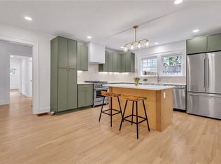 1004 Westmoor Dr NW, Atlanta, GA 30314