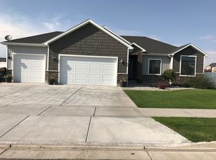 3853 E Tawzer Way, Ammon, ID 83406