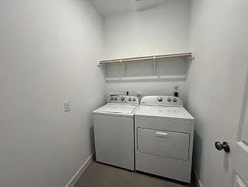 8908 San Carlos — Photo 19