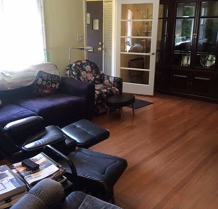 3rd image of 30 Garfield Ave