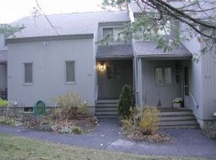 46 Brookside Dr, Stratham, NH 03885