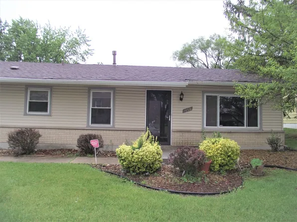 17631 Winston Dr, Country Club Hills, IL 60478