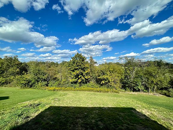 2nd image of 360 Chardonnay Valley