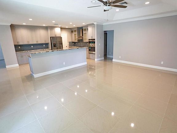 5th image of 4625 SW Savona Boulevard SW