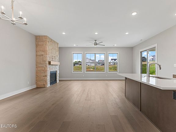 5th image of 11521 Olympic Valley Dr
