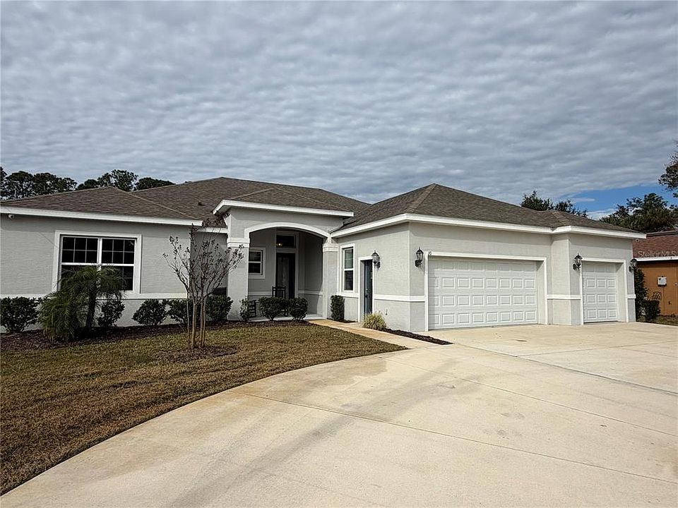 1st image of 10 POINT OF WOODS DRIVE