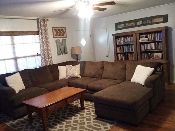 2nd image of 534 Poplar St