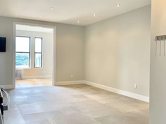 3rd image of 854 W 180th St APT 6F