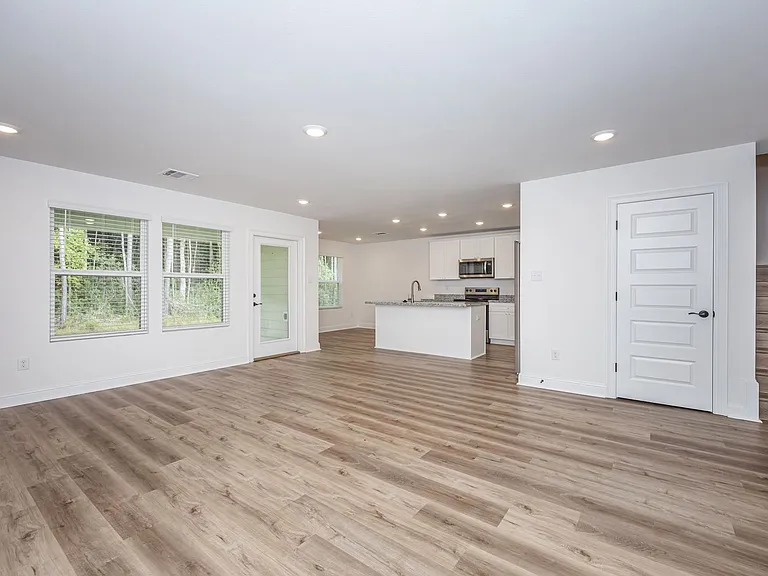 3711 Olivia Dr — Photo 14