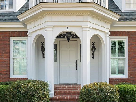 3rd image of 3 Fox Hollow Cir