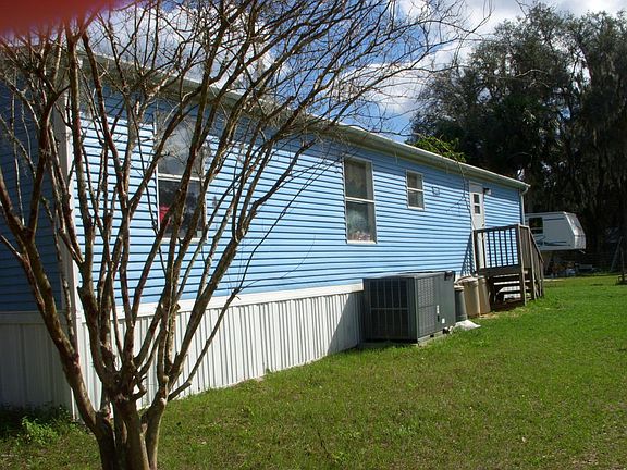 2nd image of 17530 NE 39th Ct