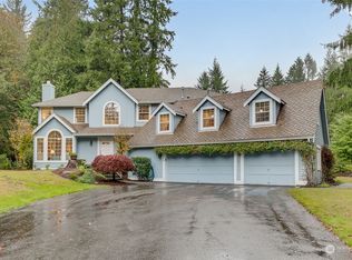 19442 NE 203rd Pl, Woodinville, WA