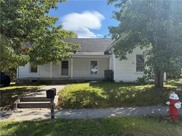 319 W Main St, Thomasville, NC 27360