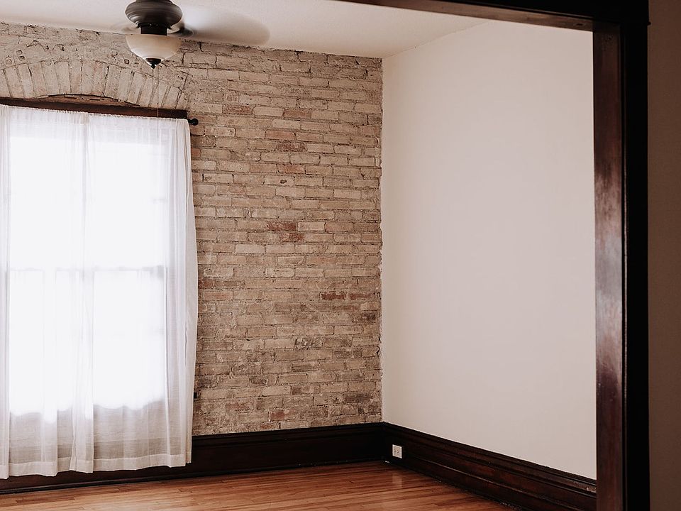 Building Photo 3