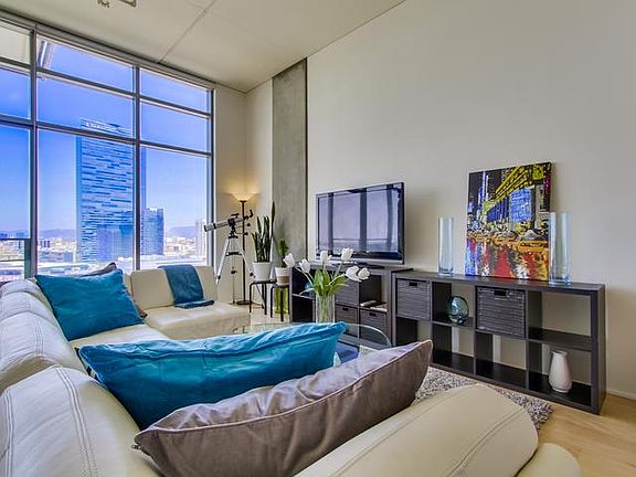 4th image of 1100 S Hope St APT 1604