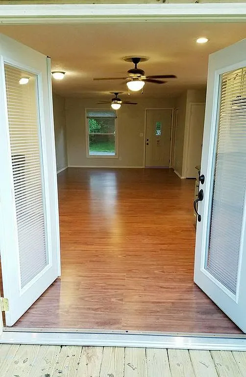 6409 Deming Lane - 1 — Photo 2