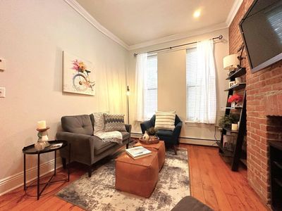 233 3rd St APT 1, Jersey City, NJ, 07302
