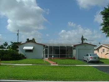 2nd image of 3550 NW 41st St