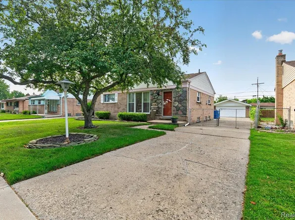 11908 Stamford Ave, Warren, MI 48089