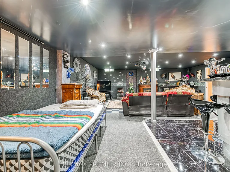 1 Johnswood Cres #BASEMENT — Photo 9