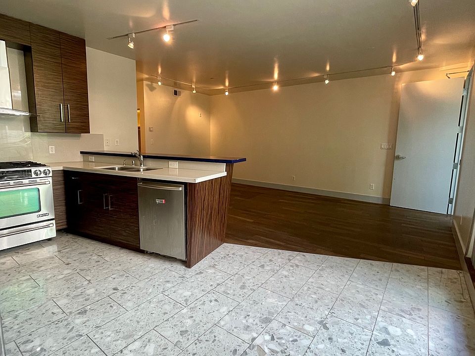 1st image of 2863 California St #B