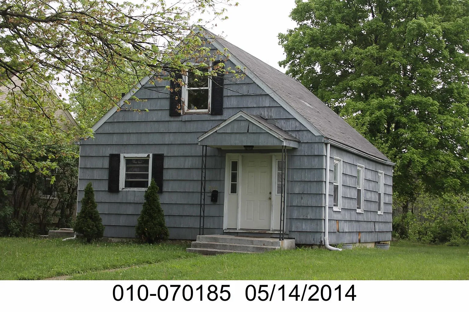 2336 Delbert Rd photo 1